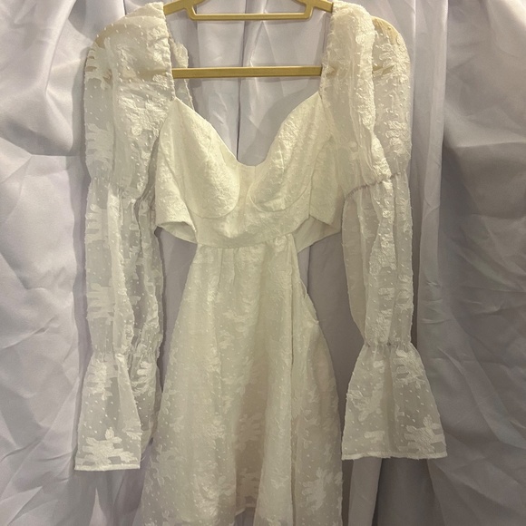 Dress - Picture 2 of 4